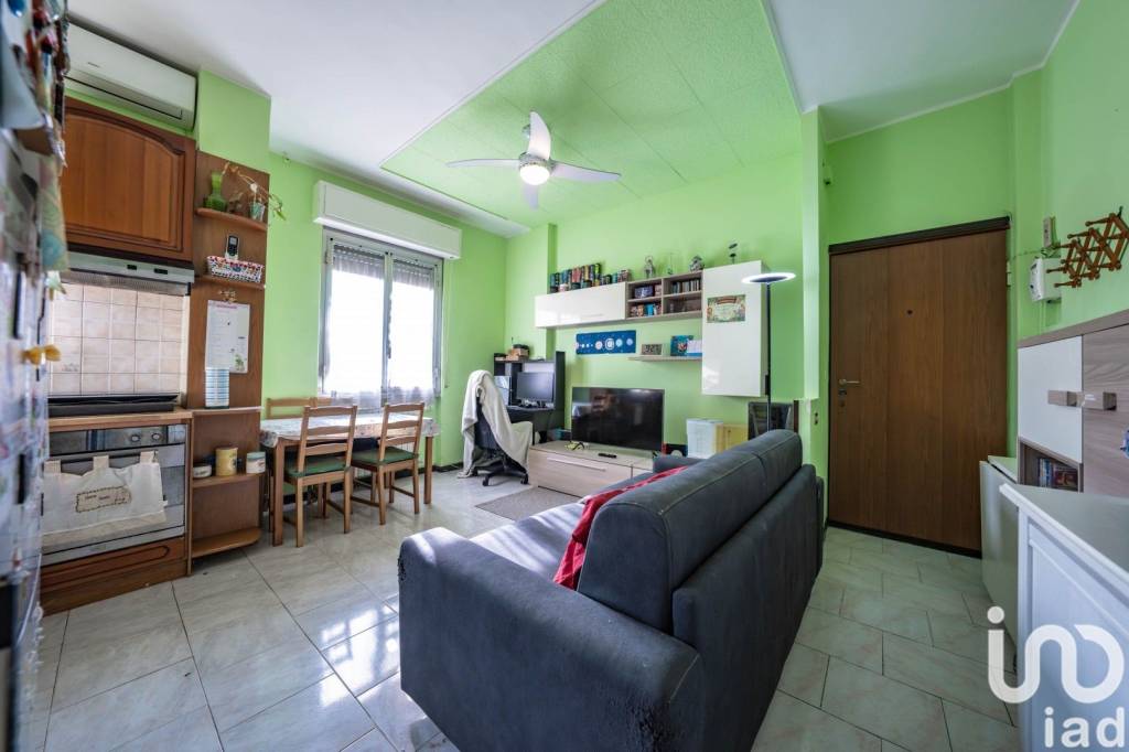 appartamento in vendita a Segrate in zona Novegro