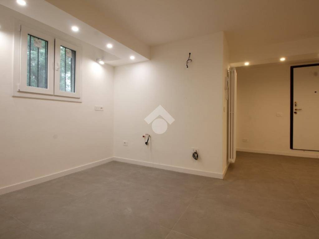 appartamento in vendita a Segrate in zona Novegro