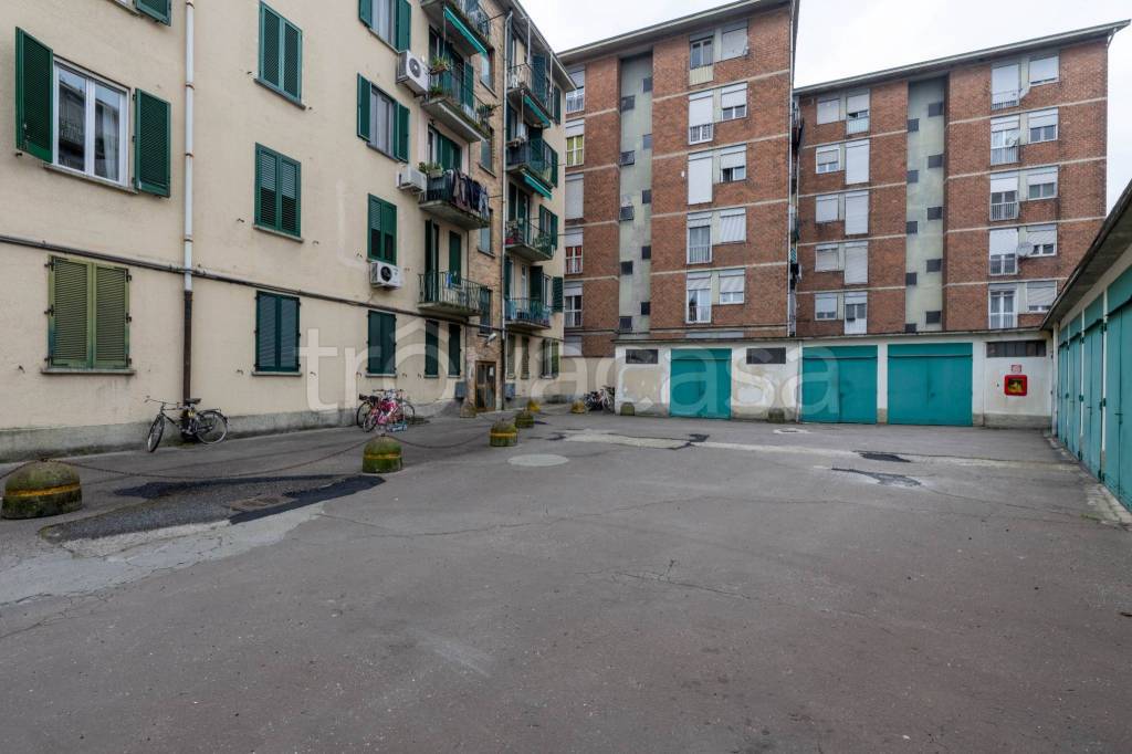 appartamento in vendita a Segrate in zona Lavanderie