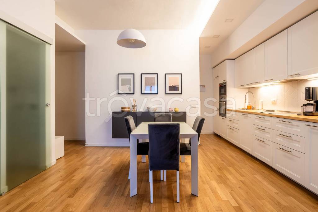 appartamento in vendita a Segrate in zona Milano San Felice