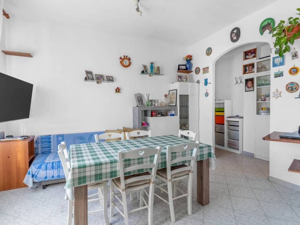 appartamento in vendita a Segrate in zona Novegro