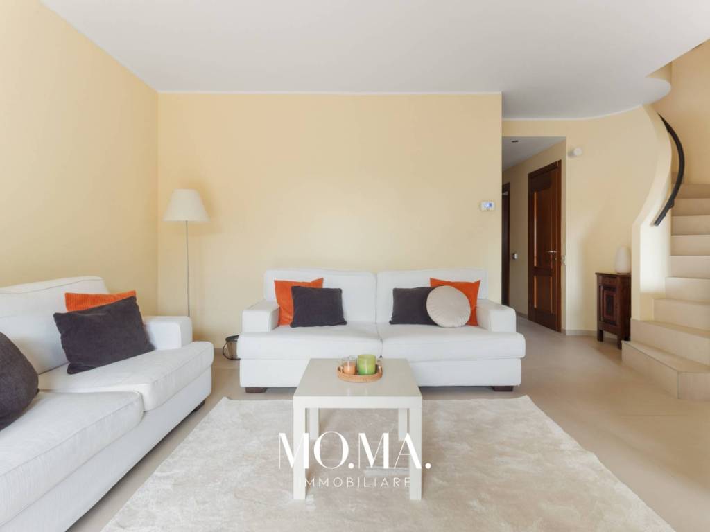 casa indipendente in vendita a Segrate
