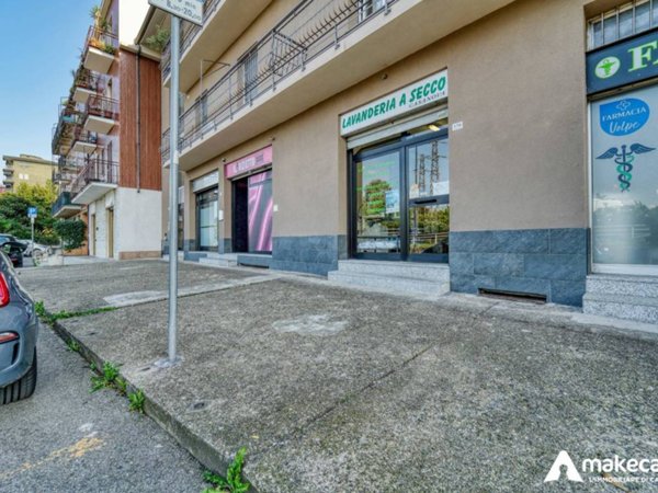 negozio in vendita a Segrate