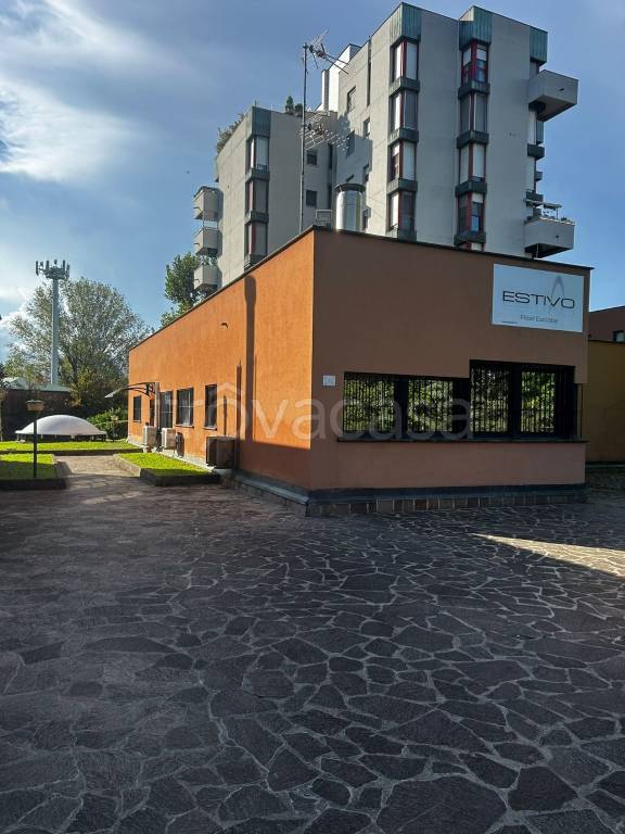 appartamento in vendita a Segrate in zona Milano San Felice