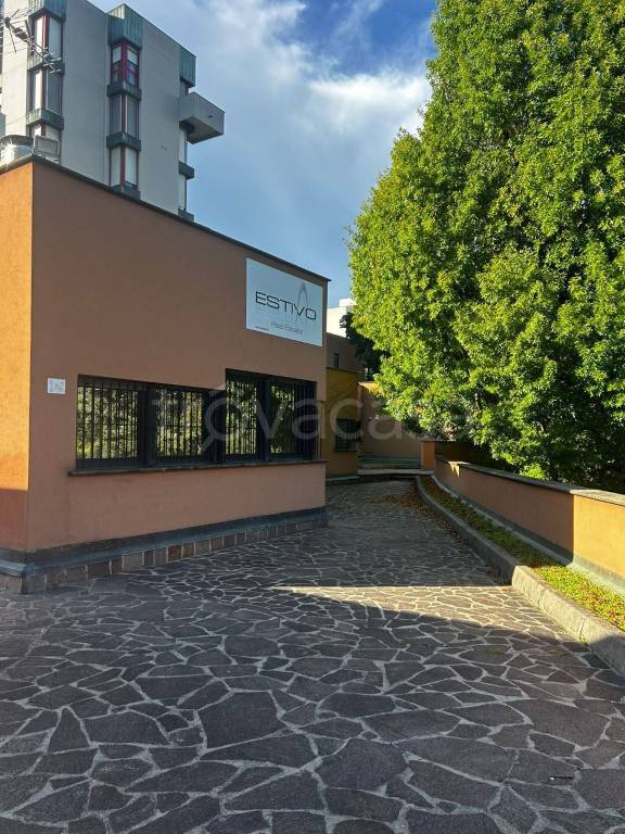 appartamento in vendita a Segrate in zona Milano San Felice