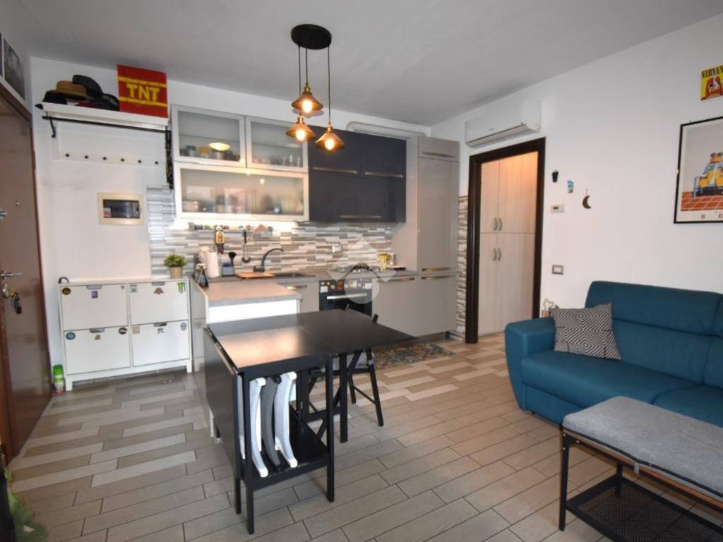 appartamento in vendita a Segrate in zona Novegro