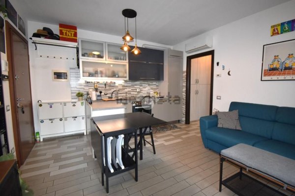 appartamento in vendita a Segrate in zona Novegro