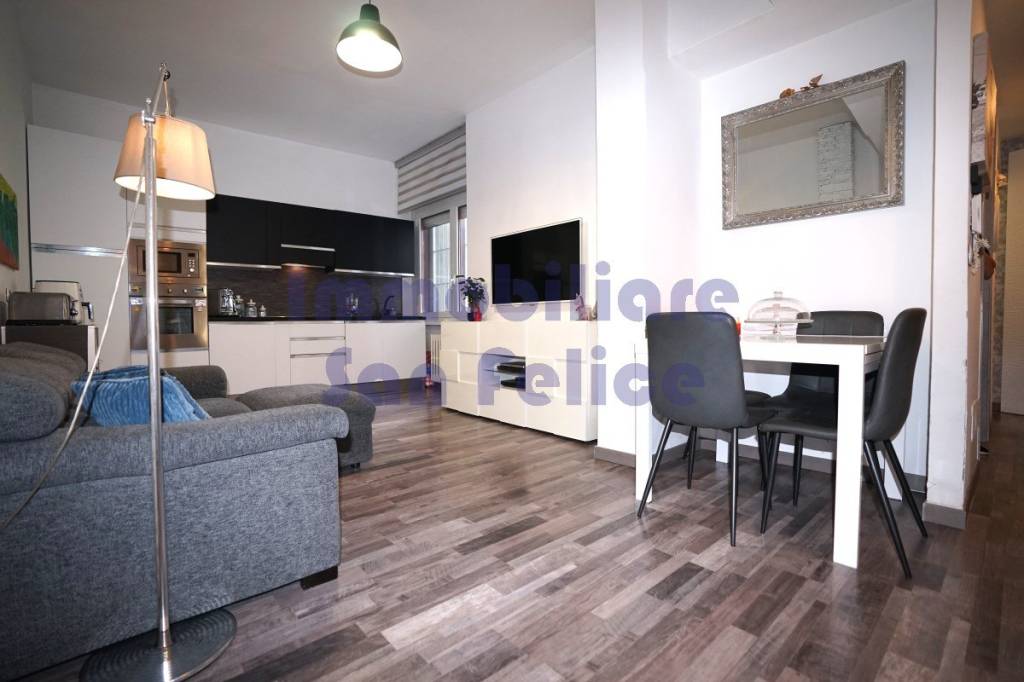appartamento in vendita a Segrate in zona Milano San Felice