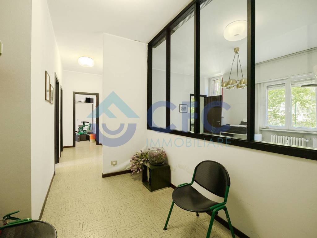 appartamento in vendita a Segrate in zona Novegro