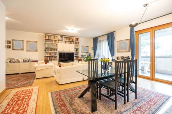 appartamento in vendita a Segrate in zona Milano 2