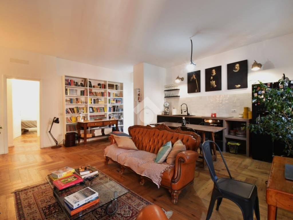 appartamento in vendita a Segrate in zona Redecesio