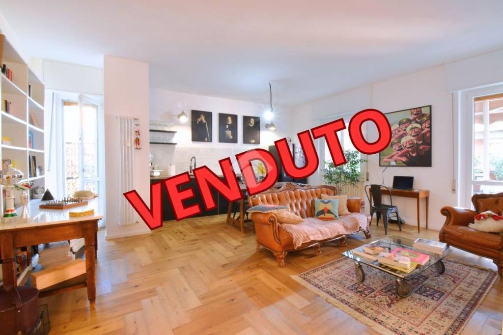 appartamento in vendita a Segrate in zona Redecesio