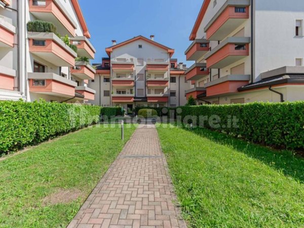 appartamento in vendita a Segrate in zona Novegro