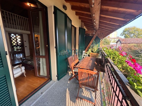 appartamento in vendita a Segrate in zona Rovagnasco