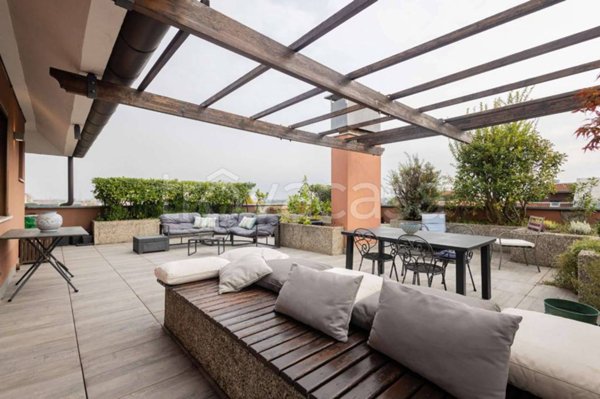 appartamento in vendita a Segrate in zona Milano 2