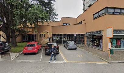 negozio in vendita a Segrate