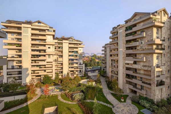 appartamento in vendita a Segrate in zona Novegro