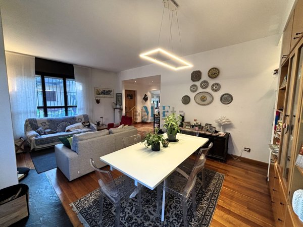 casa indipendente in vendita a Segrate