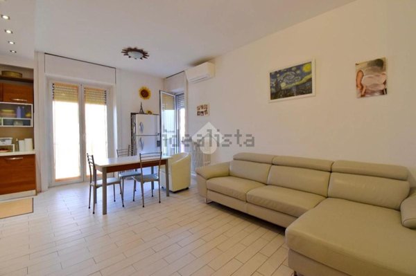 appartamento in vendita a Segrate in zona Redecesio