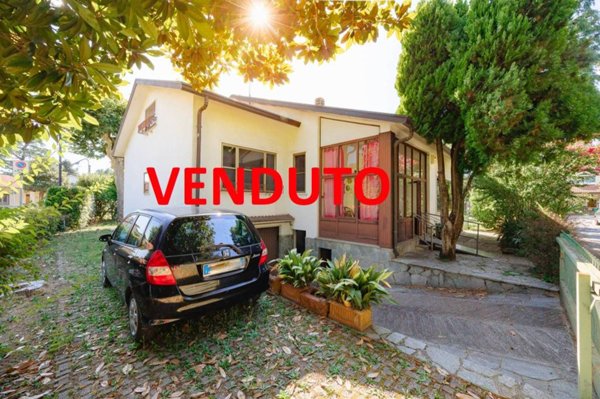 casa indipendente in vendita a Segrate