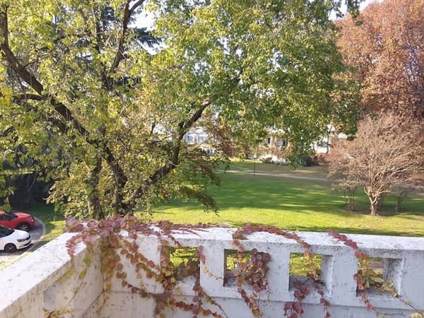 appartamento in vendita a Segrate in zona Novegro