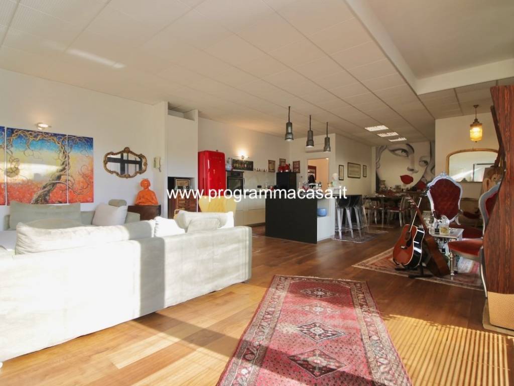 appartamento in vendita a Segrate in zona Lavanderie