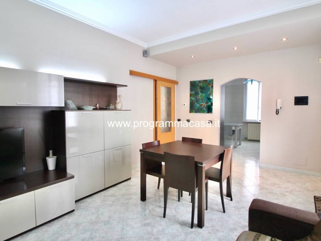 appartamento in vendita a Segrate in zona Lavanderie