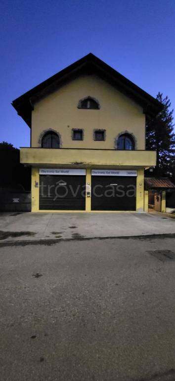 casa indipendente in vendita a Segrate