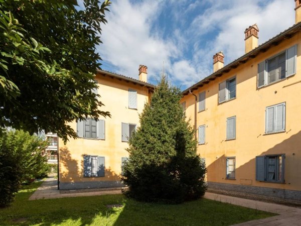 appartamento in vendita a Segrate in zona Rovagnasco