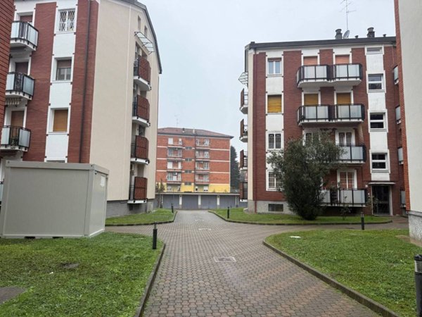 appartamento in vendita a Segrate in zona Lavanderie