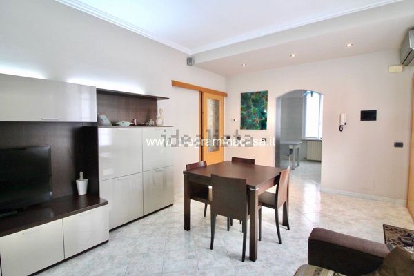 appartamento in vendita a Segrate in zona Redecesio