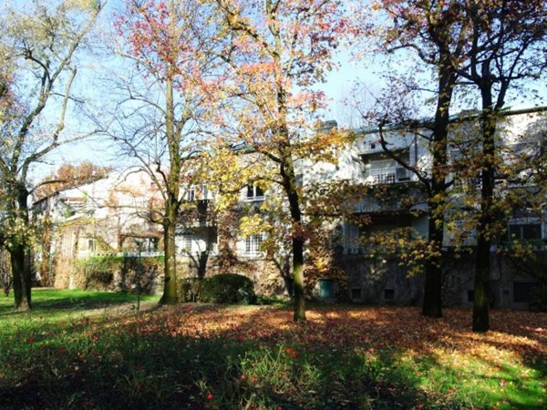 appartamento in vendita a Segrate in zona Novegro