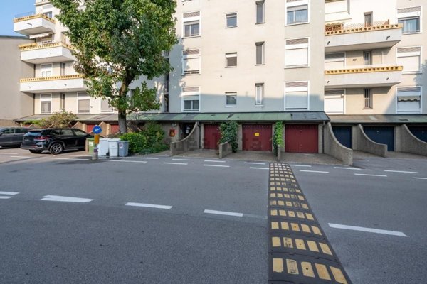 appartamento in vendita a Segrate in zona Milano San Felice