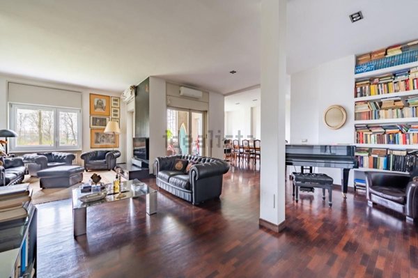 appartamento in vendita a Segrate in zona Milano San Felice