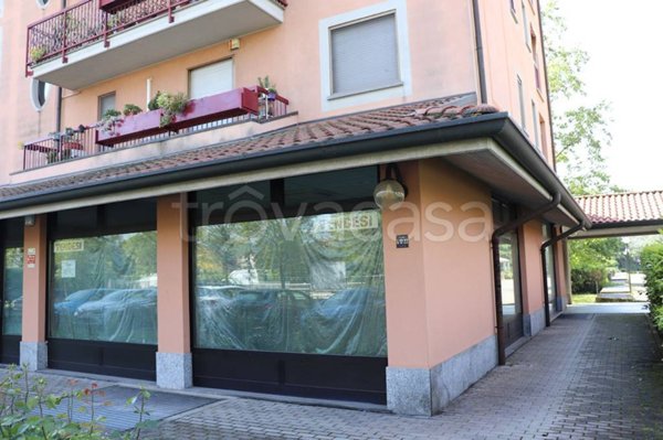 negozio in vendita a Segrate