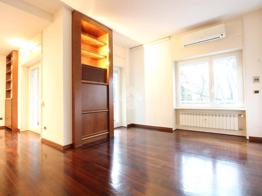 appartamento in vendita a Segrate in zona Novegro