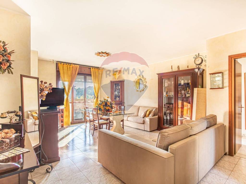 appartamento in vendita a Segrate in zona Lavanderie