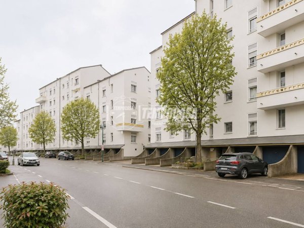 appartamento in vendita a Segrate in zona Milano San Felice