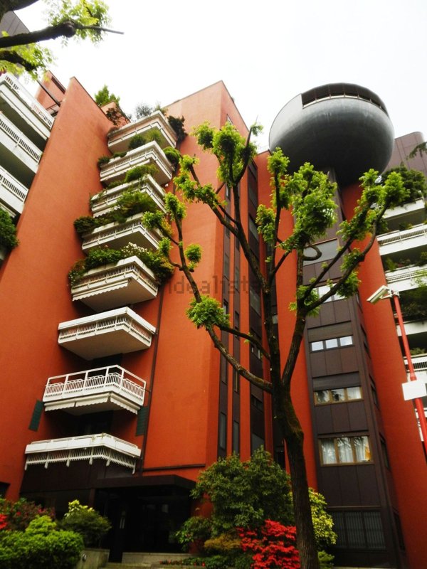 appartamento in vendita a Segrate in zona Milano 2