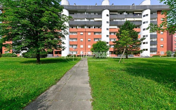 appartamento in vendita a Segrate in zona Rovagnasco