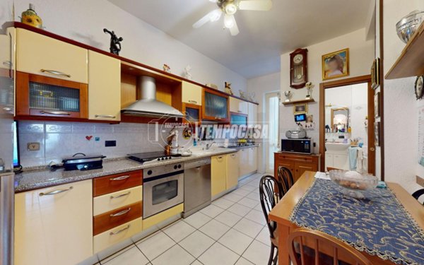 appartamento in vendita a Segrate in zona Novegro