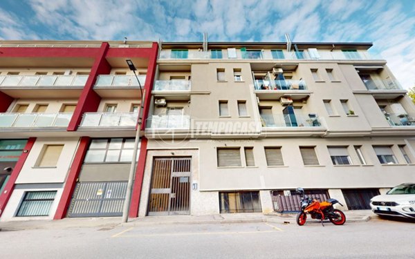 appartamento in vendita a Segrate in zona Novegro