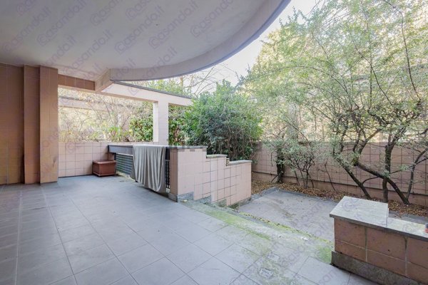 casa indipendente in vendita a Segrate