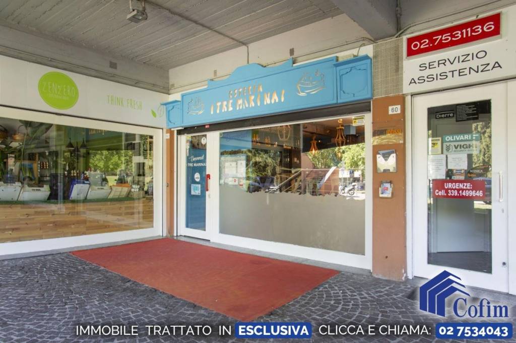 negozio in vendita a Segrate in zona Milano San Felice