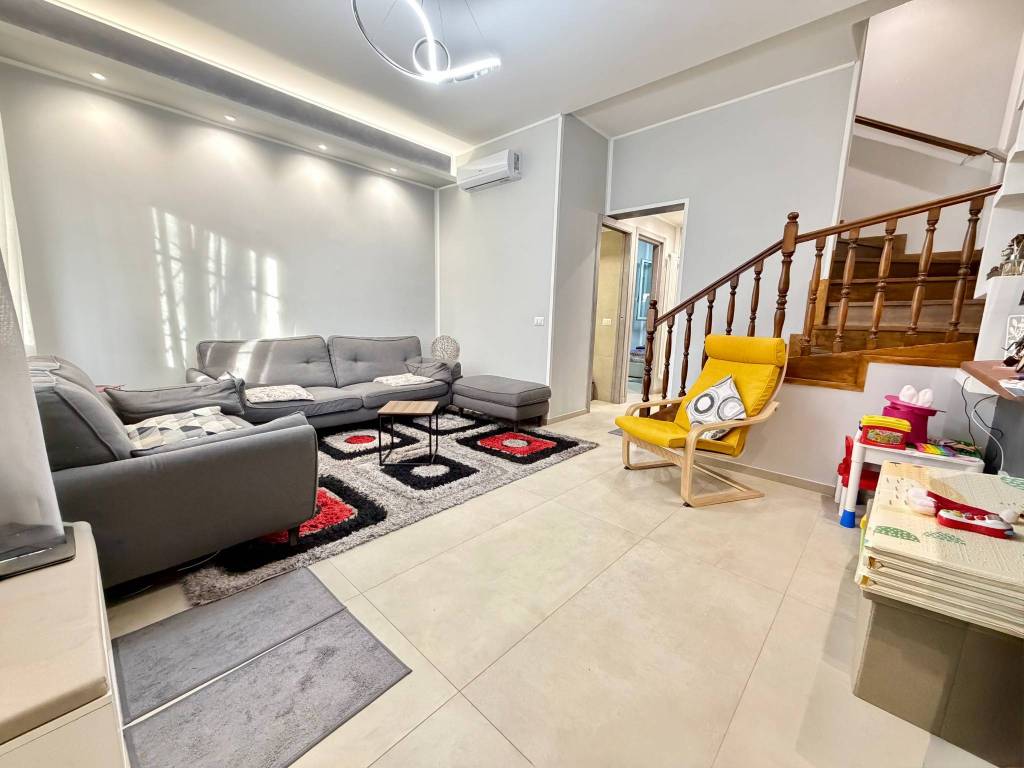 casa indipendente in vendita a Segrate