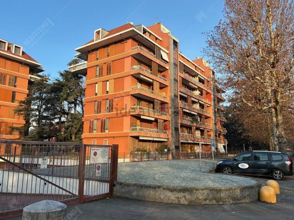 appartamento in vendita a Segrate in zona Milano 2