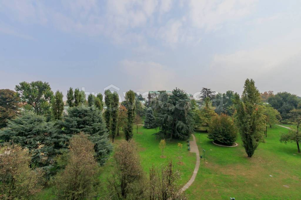 appartamento in vendita a Segrate in zona Novegro
