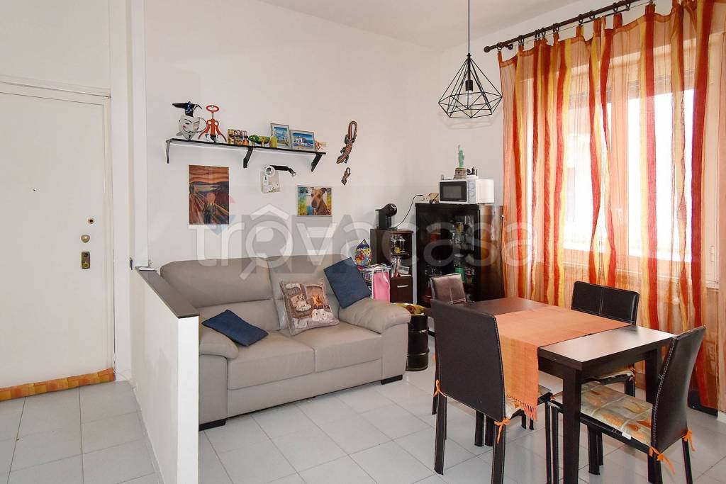 appartamento in vendita a Segrate in zona Novegro