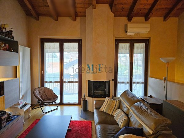 appartamento in vendita a Segrate in zona Rovagnasco