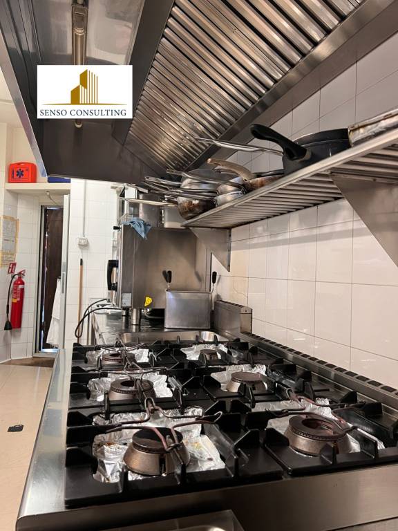 negozio in vendita a Segrate